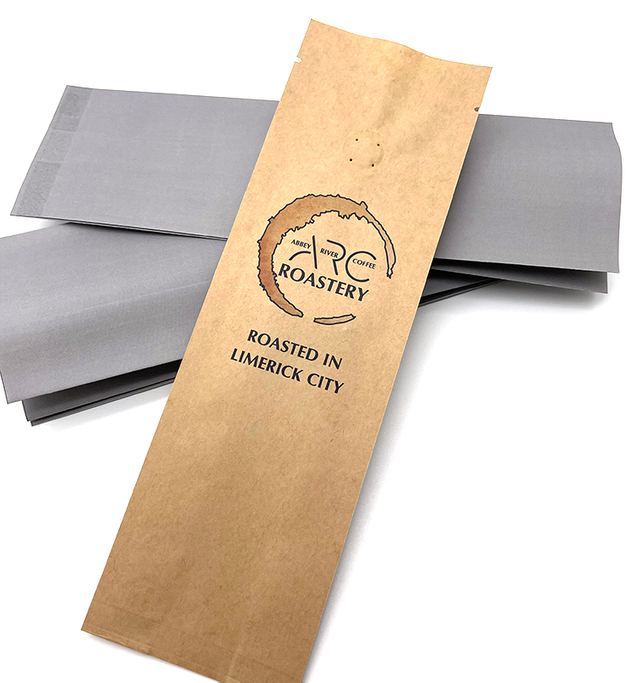 Bolsa de café en grano personalizada directa de fábrica, bolsa con sello cuádruple con fuelle lateral, bolsas de café de papel marrón con válvula